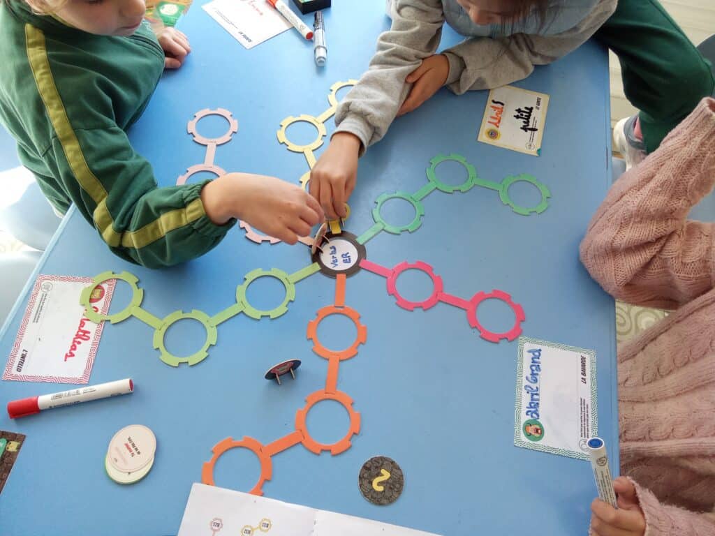 Bande de Monstres !! : le jeu pédagogique pour apprendre le français autrement 2 image jeu bande de monstres verbe en er
